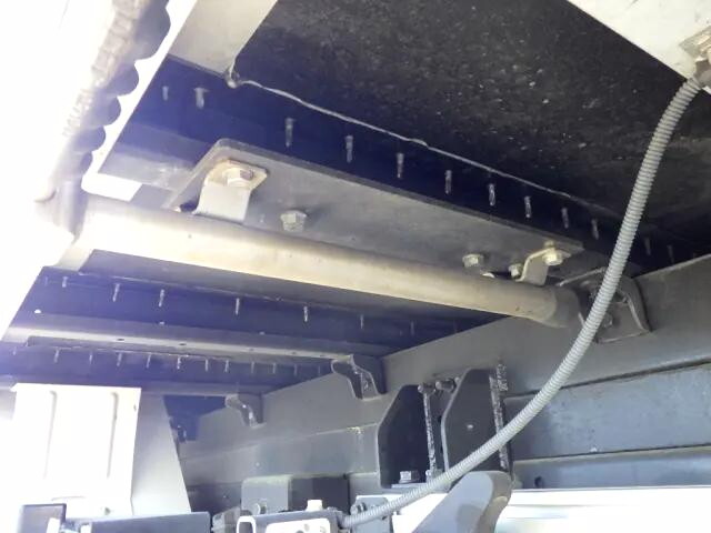 日野デュトロアルミウイング小型（2t・3t）[写真34]