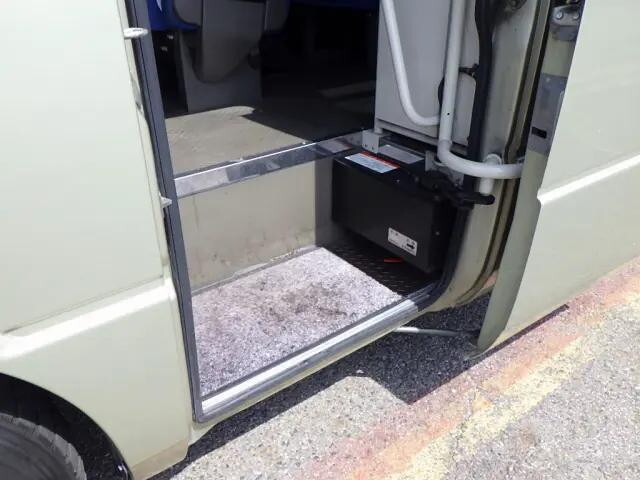 三菱ふそうローザマイクロバス[写真28]