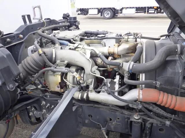 日野レンジャーアルミバン増トン（6t・8t）[写真24]