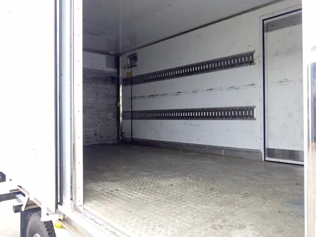 日野レンジャーアルミバン増トン（6t・8t）[写真28]