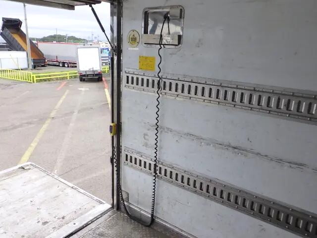 日野レンジャーアルミバン増トン（6t・8t）[写真30]