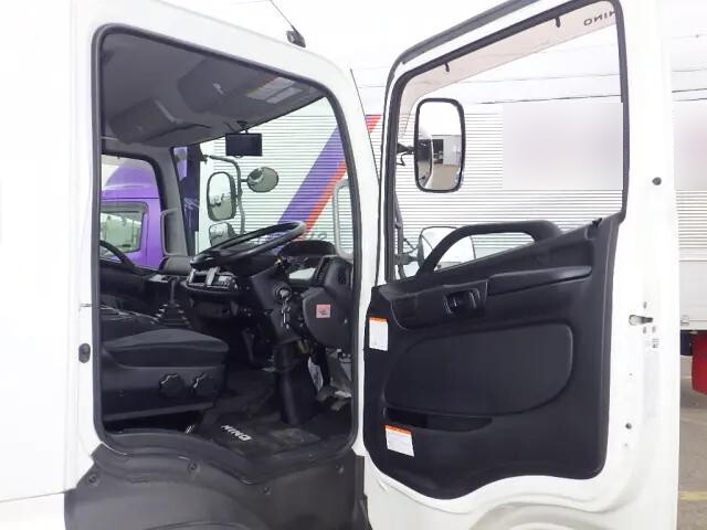 日野レンジャーアルミバン増トン（6t・8t）[写真36]