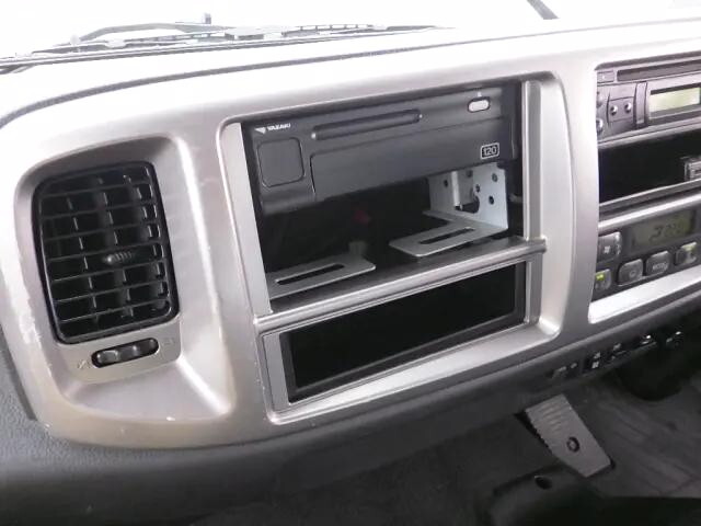 日野レンジャーアルミバン増トン（6t・8t）[写真38]