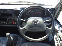 日野デュトロ平ボディ小型（2t・3t）[写真12]