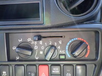 日野デュトロ平ボディ小型（2t・3t）[写真14]