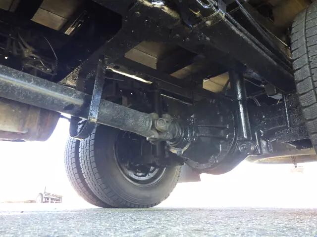 日野デュトロ平ボディ小型（2t・3t）[写真18]