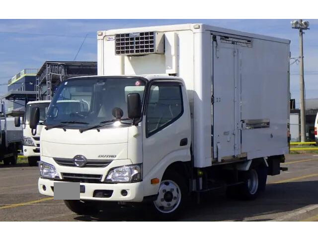 日野デュトロ冷凍車（冷蔵車）小型（2t・3t）[写真01]