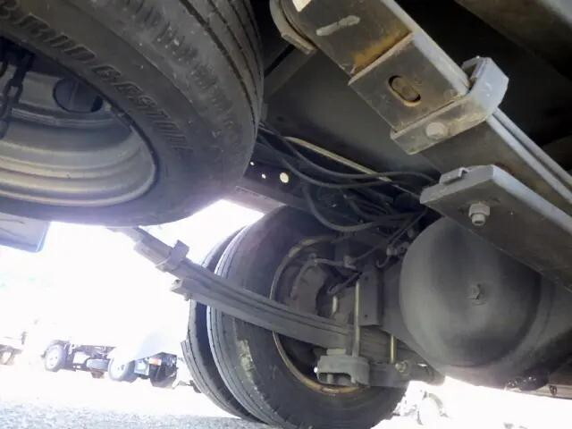 日野デュトロ冷凍車（冷蔵車）小型（2t・3t）[写真23]