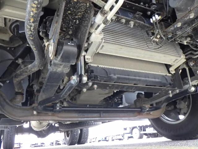 三菱ふそうキャンター平ボディ小型（2t・3t）[写真26]