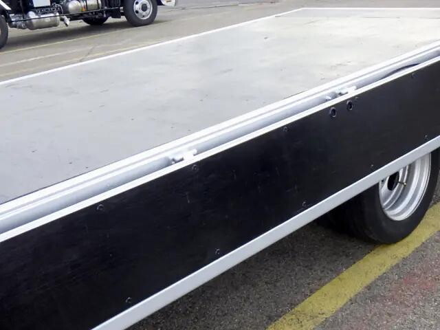 トヨタダイナ平ボディ小型（2t・3t）[写真07]