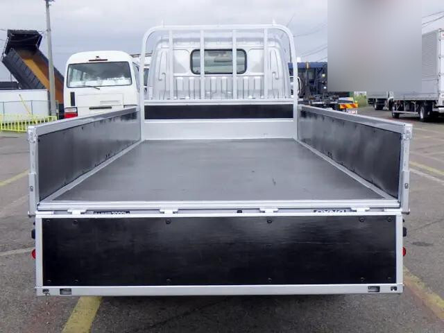 トヨタダイナ平ボディ小型（2t・3t）[写真09]