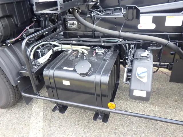 三菱ふそうファイターコンテナ専用車中型（4t）[写真31]