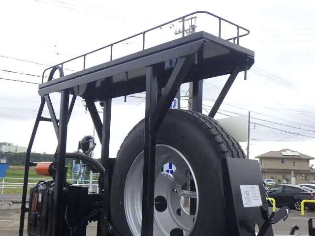 三菱ふそうファイターコンテナ専用車中型（4t）[写真33]