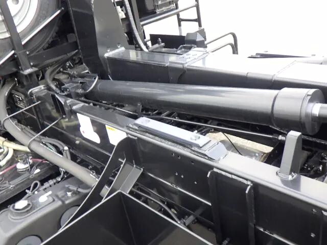 三菱ふそうファイターコンテナ専用車中型（4t）[写真09]