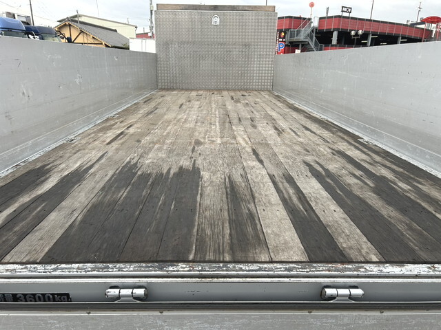 日野レンジャーアルミブロック中型（4t）[写真09]