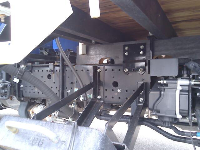 いすゞフォワードクレーン4段中型（4t）[写真13]