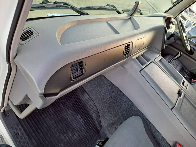 三菱ふそうその他の車種コンテナ専用車大型（10t）[写真11]