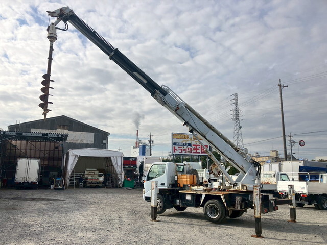 日野デュトロ穴掘建柱車小型（2t・3t）[写真12]