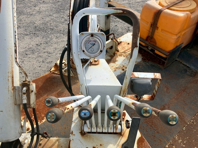 日野デュトロ穴掘建柱車小型（2t・3t）[写真20]