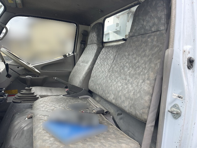 日野デュトロ穴掘建柱車小型（2t・3t）[写真30]