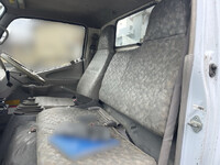 日野デュトロ穴掘建柱車小型（2t・3t）[写真31]