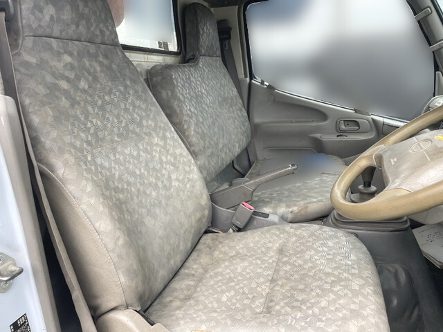 日野デュトロ穴掘建柱車小型（2t・3t）[写真31]