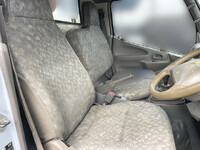 日野デュトロ穴掘建柱車小型（2t・3t）[写真32]