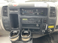 日野デュトロ穴掘建柱車小型（2t・3t）[写真35]