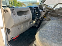 日野デュトロ穴掘建柱車小型（2t・3t）[写真35]