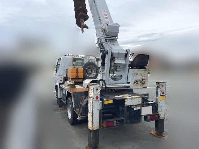 日野デュトロ穴掘建柱車小型（2t・3t）[写真04]