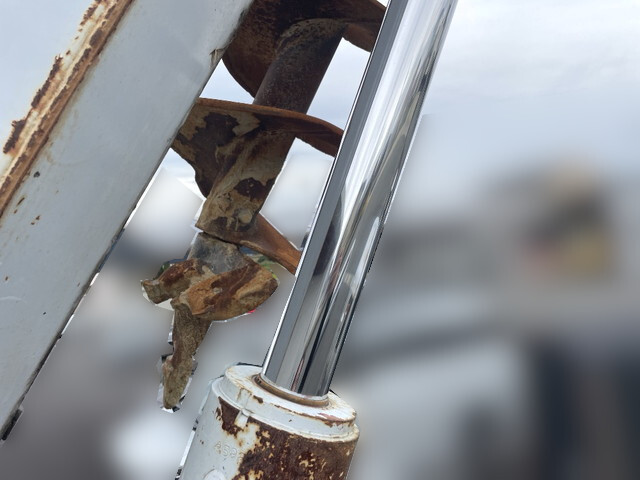 日野デュトロ穴掘建柱車小型（2t・3t）[写真08]