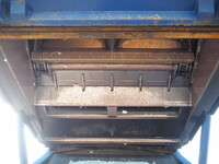 三菱ふそうファイターパッカー車（塵芥車）中型（4t）[写真14]