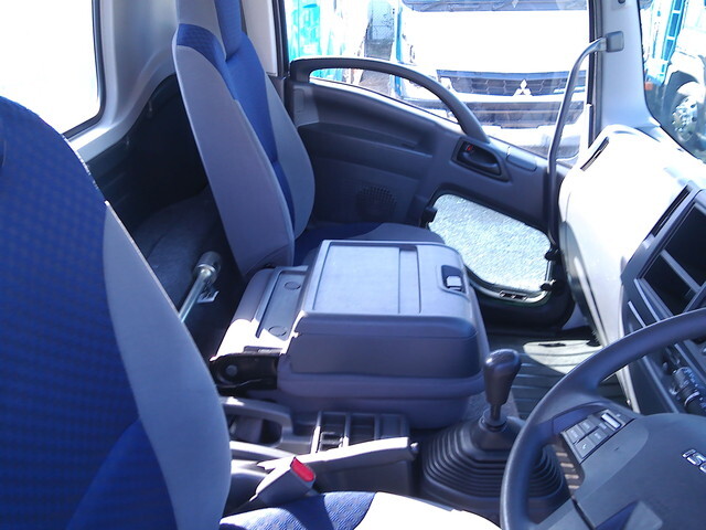 いすゞフォワードクレーン4段中型（4t）[写真30]