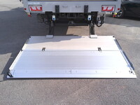 いすゞフォワードアルミウイング中型（4t）[写真22]