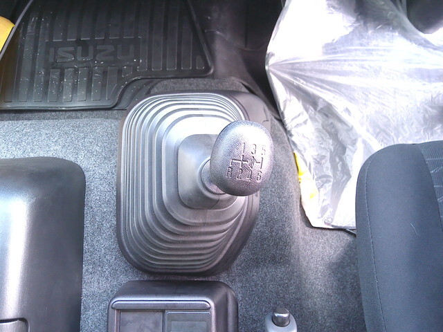 いすゞフォワードアルミウイング中型（4t）[写真34]