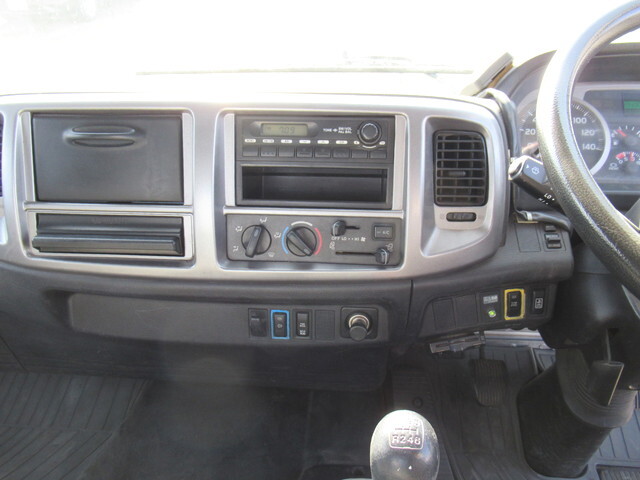 日野レンジャークレーン4段中型（4t）[写真25]