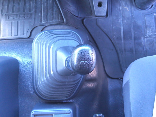 いすゞフォワードアルミウイング中型（4t）[写真34]