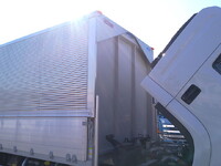 いすゞフォワードアルミウイング中型（4t）[写真40]