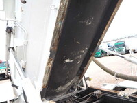 三菱ふそうファイター汚泥吸引車中型（4t）[写真17]