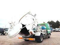 三菱ふそうファイター汚泥吸引車中型（4t）[写真08]