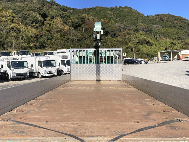 三菱ふそうキャンタークレーン4段小型（2t・3t）[写真10]