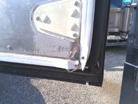 日野レンジャー冷凍車（冷蔵車）中型（4t）[写真12]