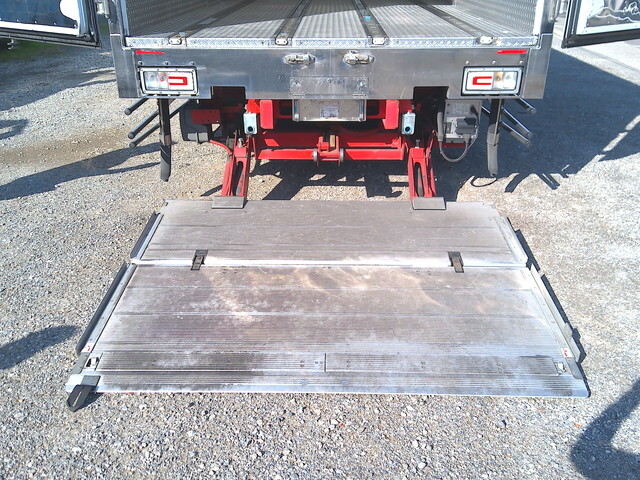 日野レンジャー冷凍車（冷蔵車）中型（4t）[写真17]