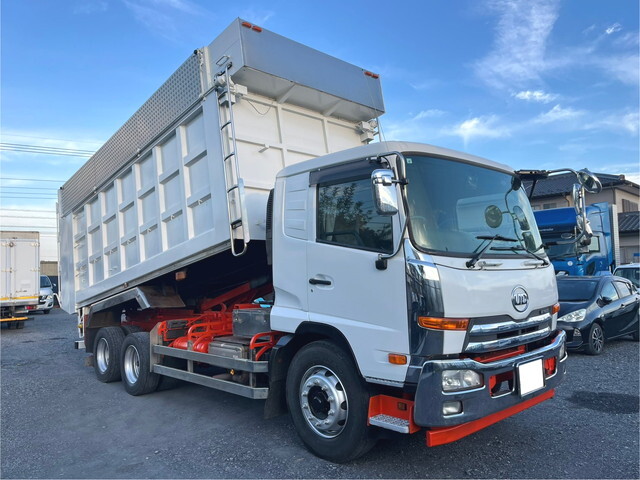 UDトラックスコンドル深ダンプ（土砂禁ダンプ）増トン（6t・8t）[写真01]