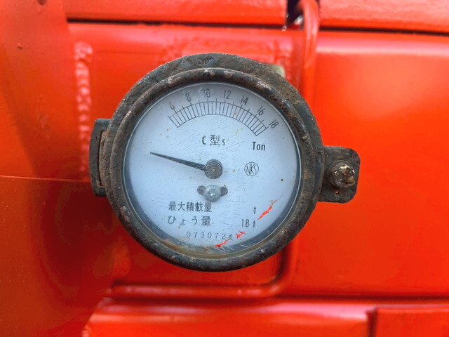 UDトラックスコンドル深ダンプ（土砂禁ダンプ）増トン（6t・8t）[写真10]