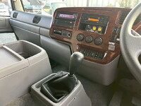 UDトラックスコンドル深ダンプ（土砂禁ダンプ）増トン（6t・8t）[写真38]