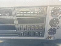 三菱ふそうファイターアルミウイング中型（4t）[写真13]