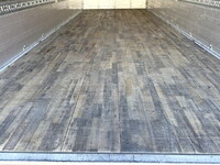 三菱ふそうファイターアルミウイング中型（4t）[写真24]