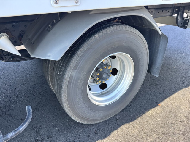 三菱ふそうファイターアルミウイング中型（4t）[写真34]