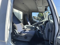 三菱ふそうファイターアルミウイング中型（4t）[写真08]